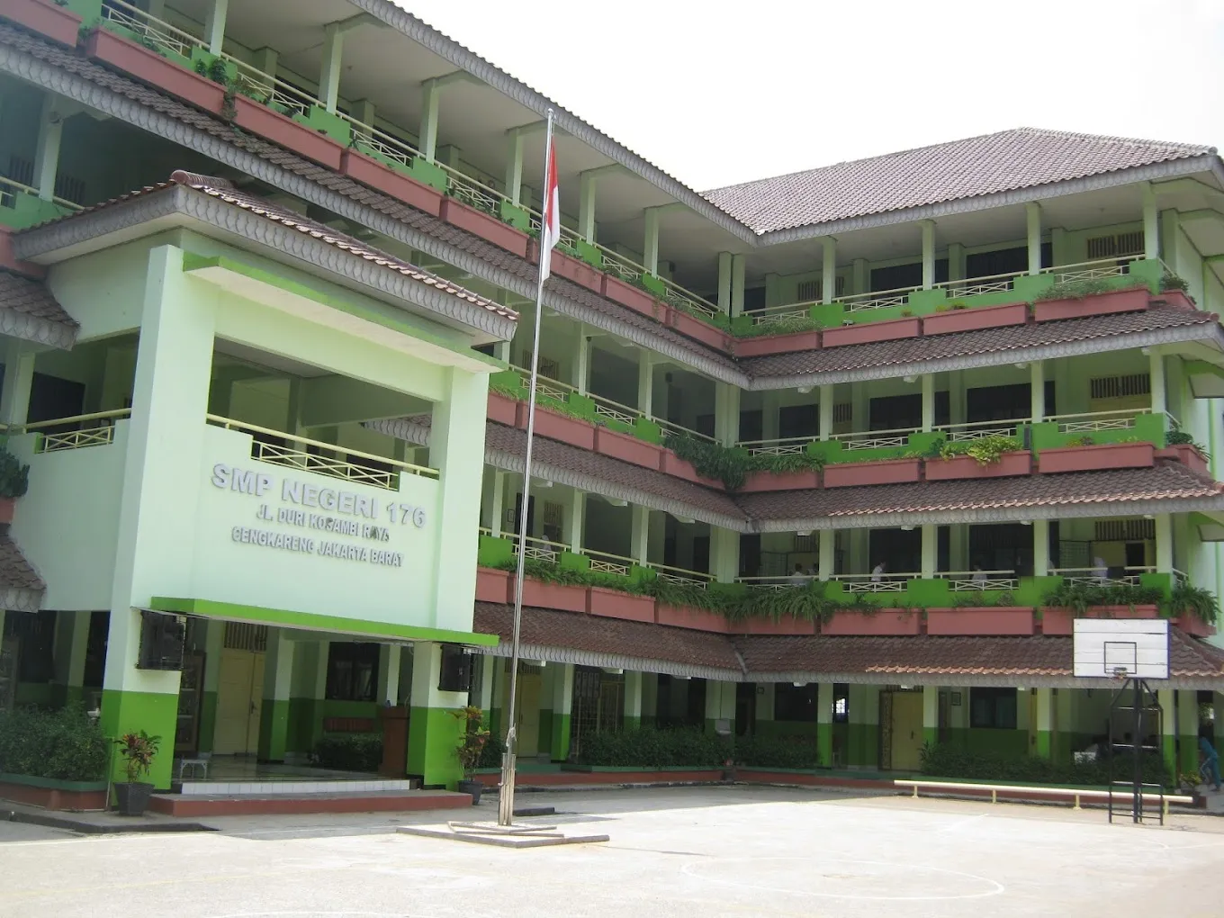 Layanan Publik