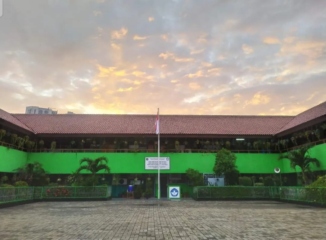 Layanan Publik